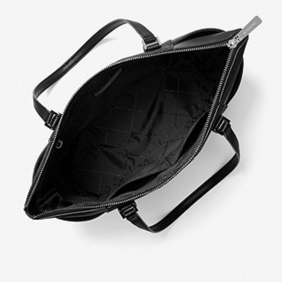 NWT Charlotte Logo Top Zip Tote - Picture 3 of 13